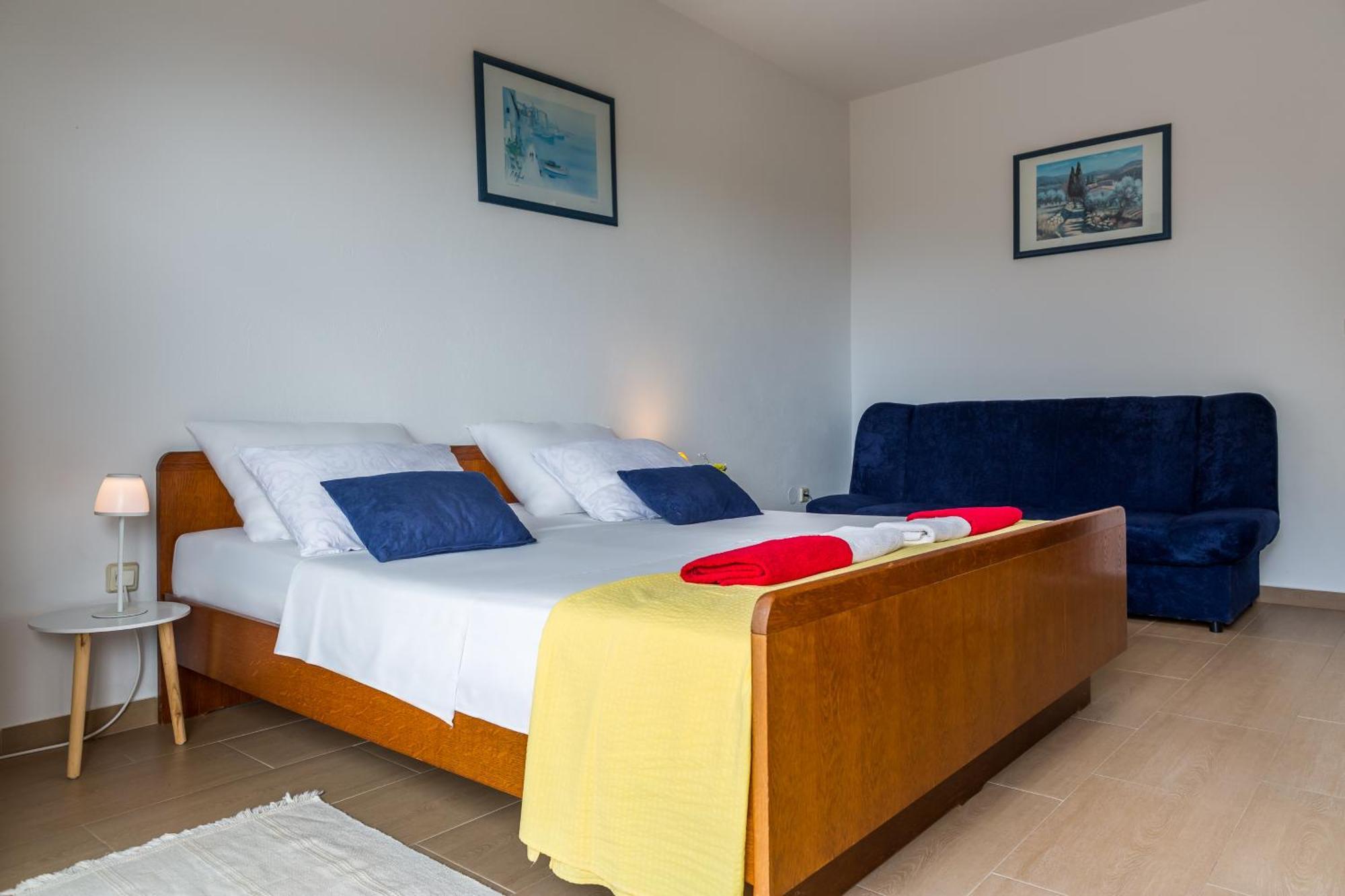 Apartments Claudia Smrika Ngoại thất bức ảnh