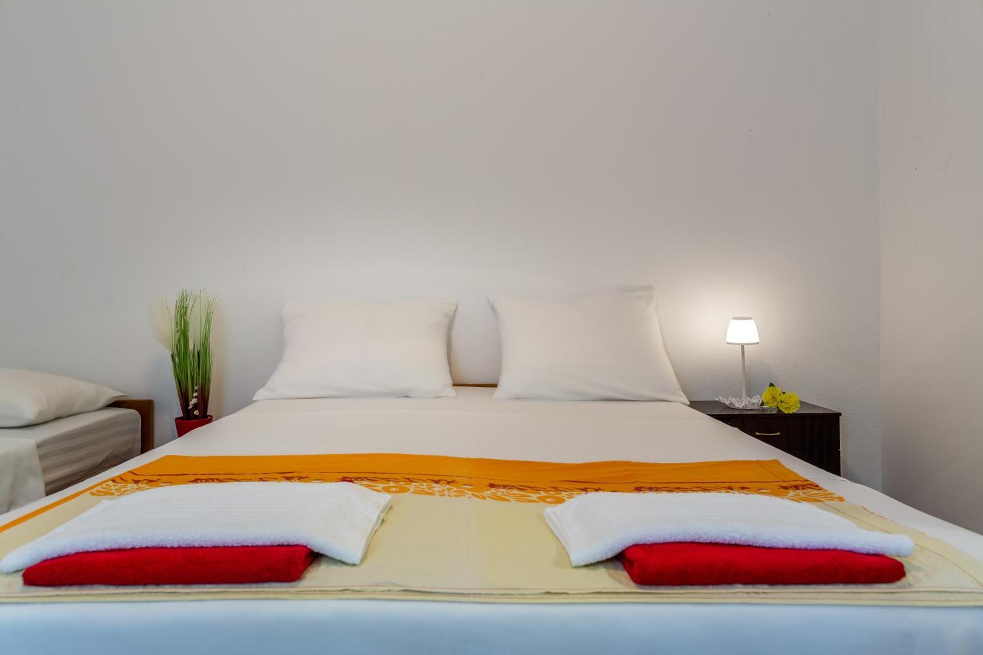 Apartments Claudia Smrika Ngoại thất bức ảnh